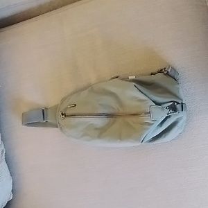 Athleta Kinetic sling crossbody